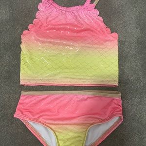 Girls 2 piece bathing suit